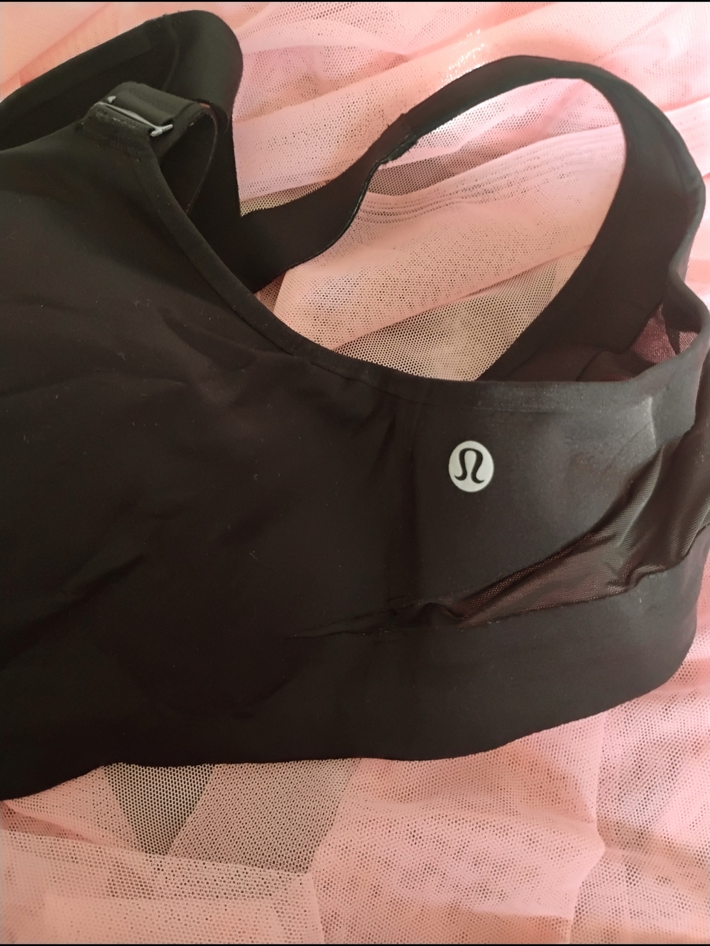 Lululemon Fine Form Black Sports Bra In Size 38C - Picture 7 of 9